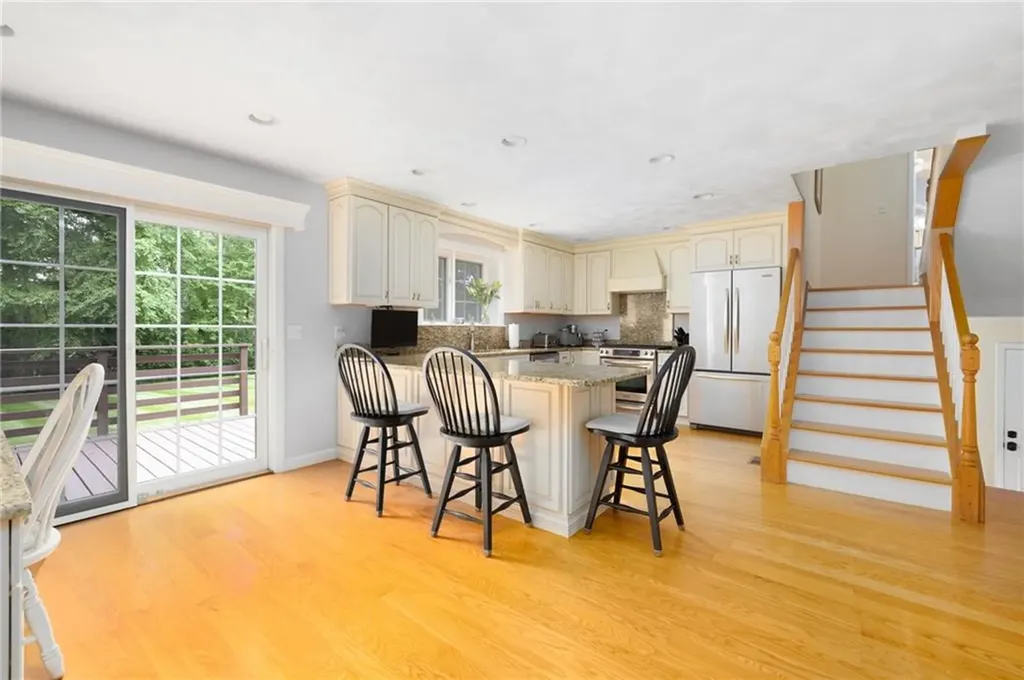 52 S Eagle Nest Drive Lincoln RI 02865
