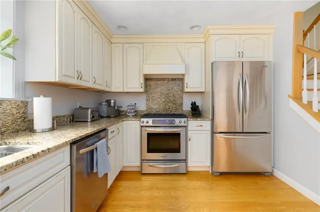 52 S Eagle Nest Drive Lincoln RI 02865