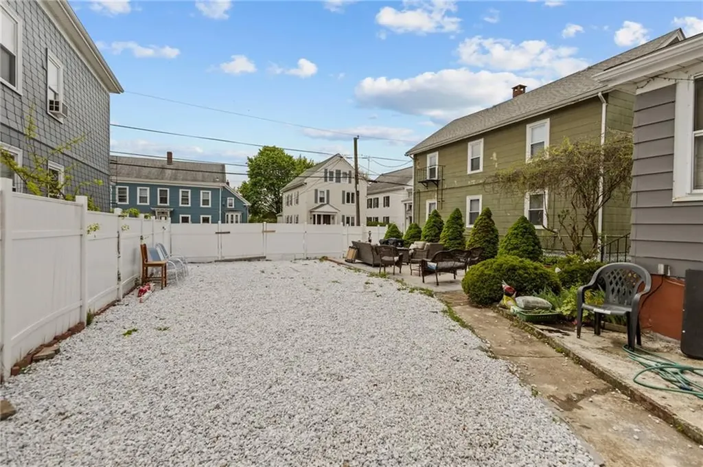 108 Johnson Street Pawtucket RI 02860