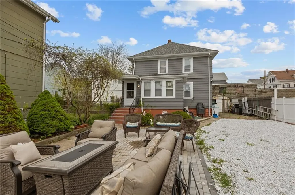 108 Johnson Street Pawtucket RI 02860