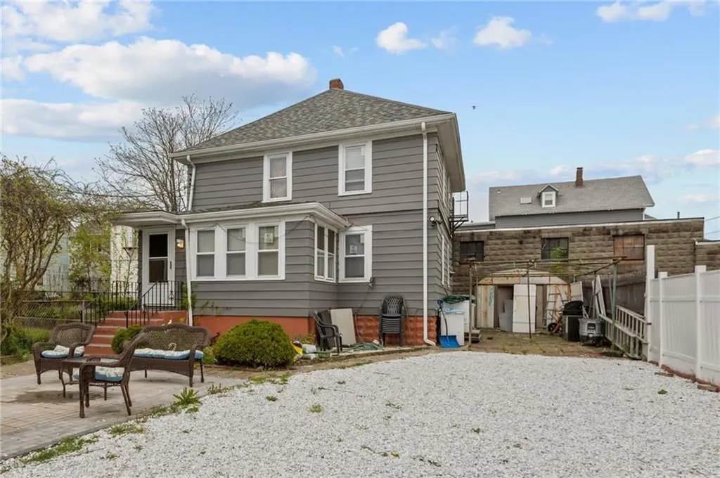 108 Johnson Street Pawtucket RI 02860