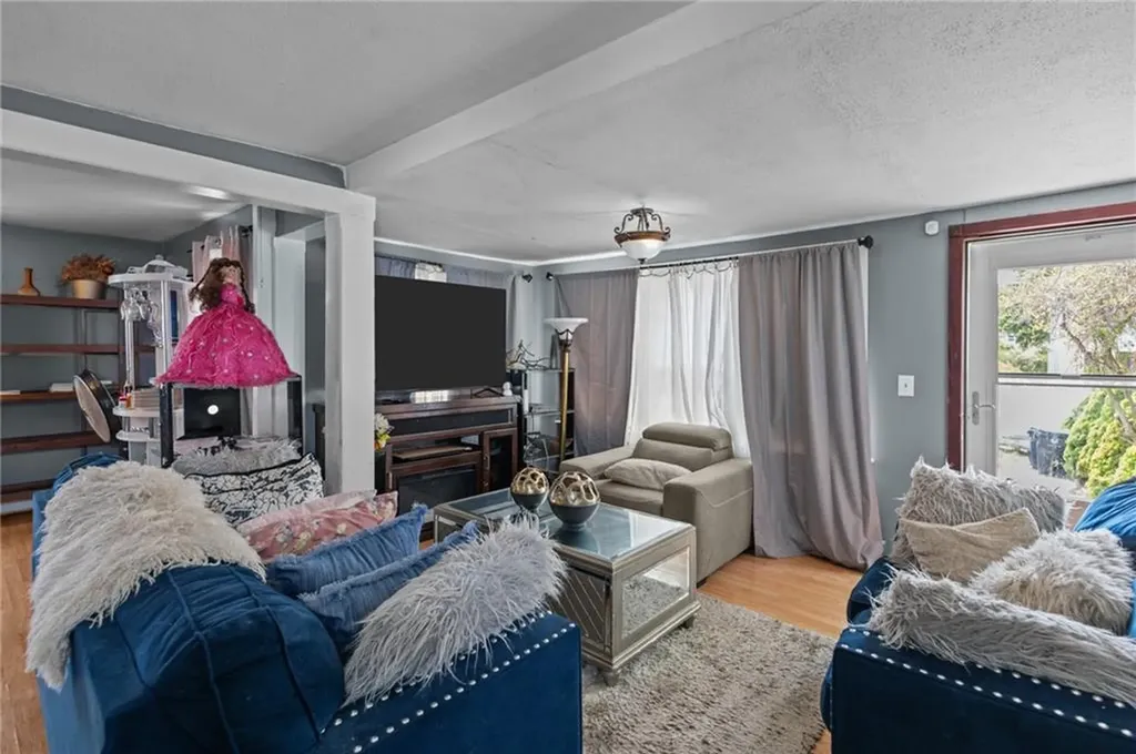 108 Johnson Street Pawtucket RI 02860