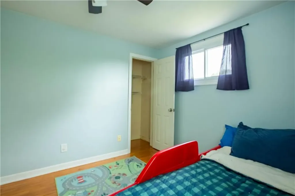 75 Pembroke Lane Coventry RI 02816