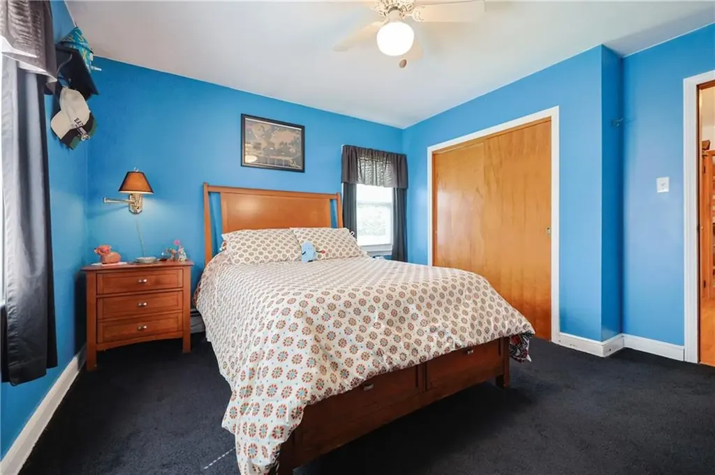 74 Warren Avenue Tiverton RI 02878