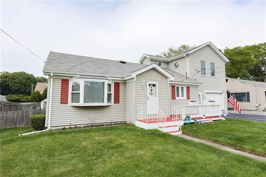 74 Warren Avenue Tiverton RI 02878