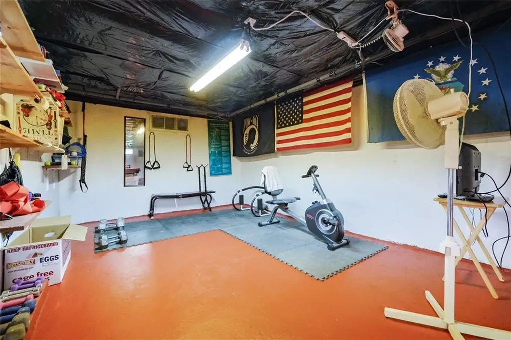 74 Warren Avenue Tiverton RI 02878