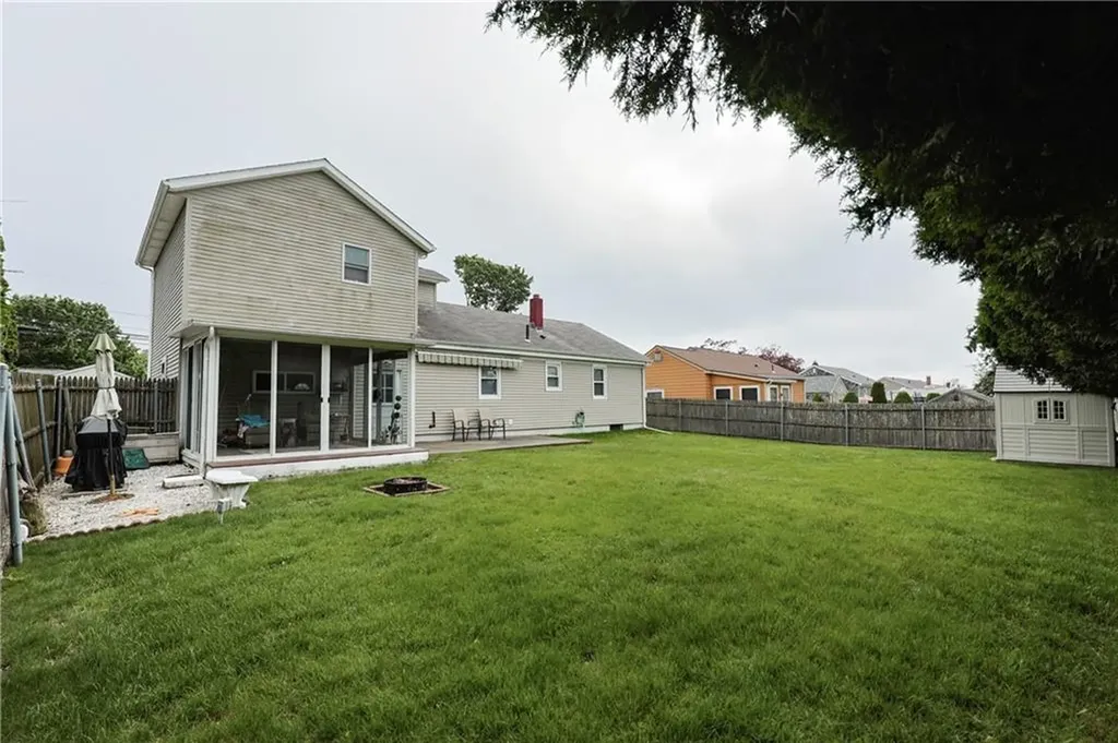 74 Warren Avenue Tiverton RI 02878