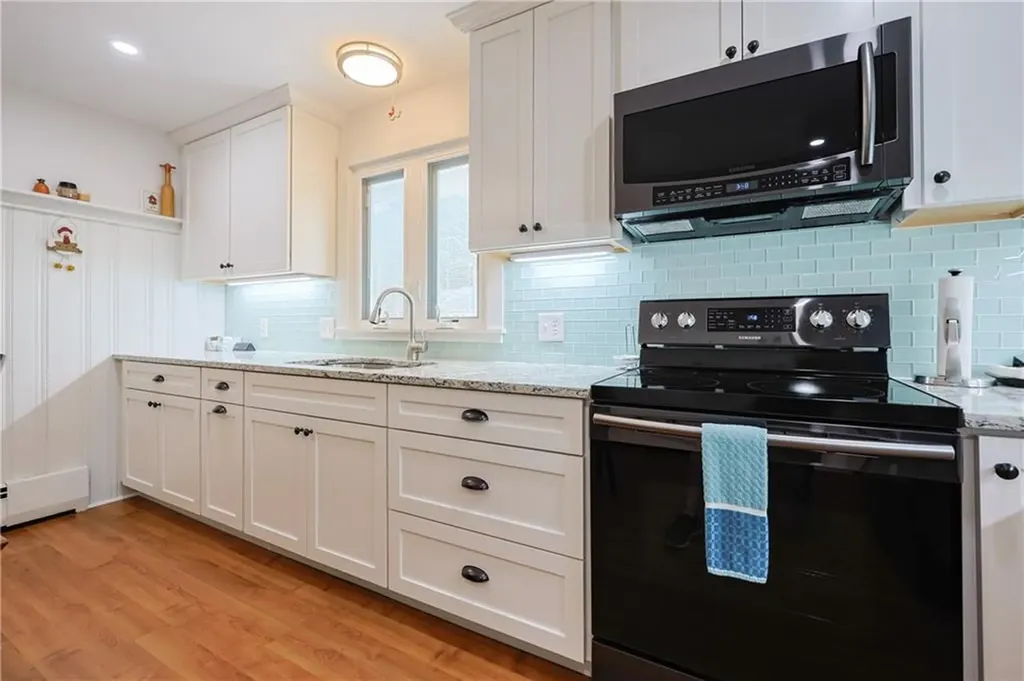74 Warren Avenue Tiverton RI 02878