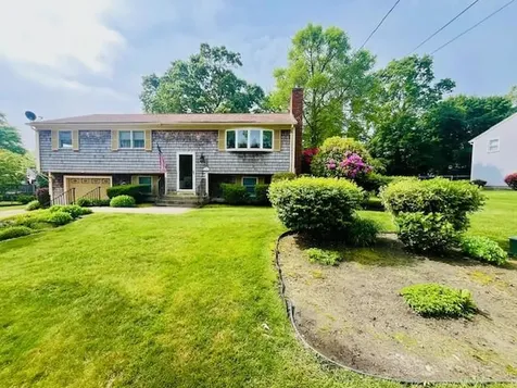 40 Roosevelt Drive Bristol RI 02809