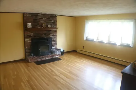 40 Roosevelt Drive Bristol RI 02809