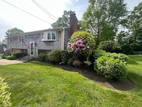 40 Roosevelt Drive Bristol RI 02809