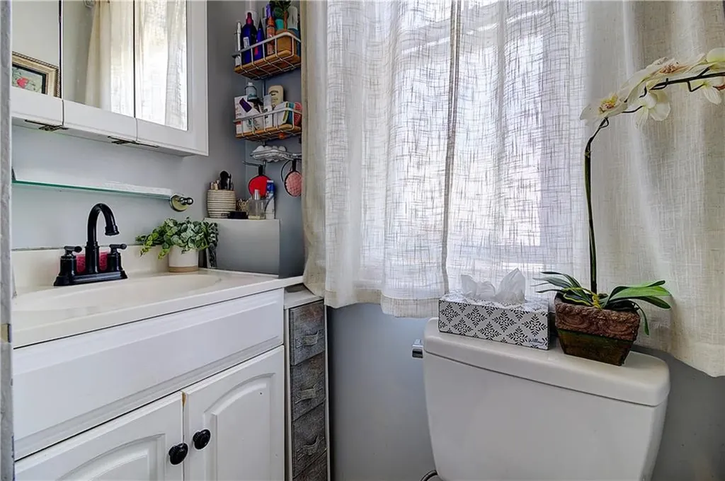 93 Naples Avenue Providence RI 02908