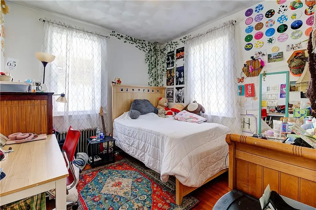 93 Naples Avenue Providence RI 02908