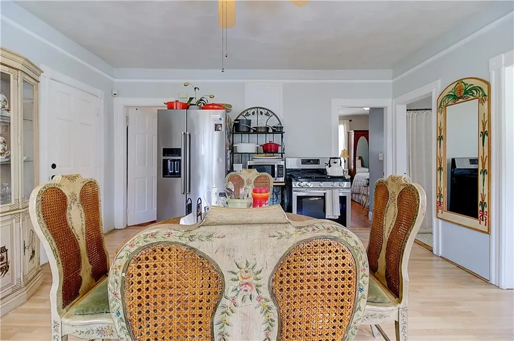 93 Naples Avenue Providence RI 02908