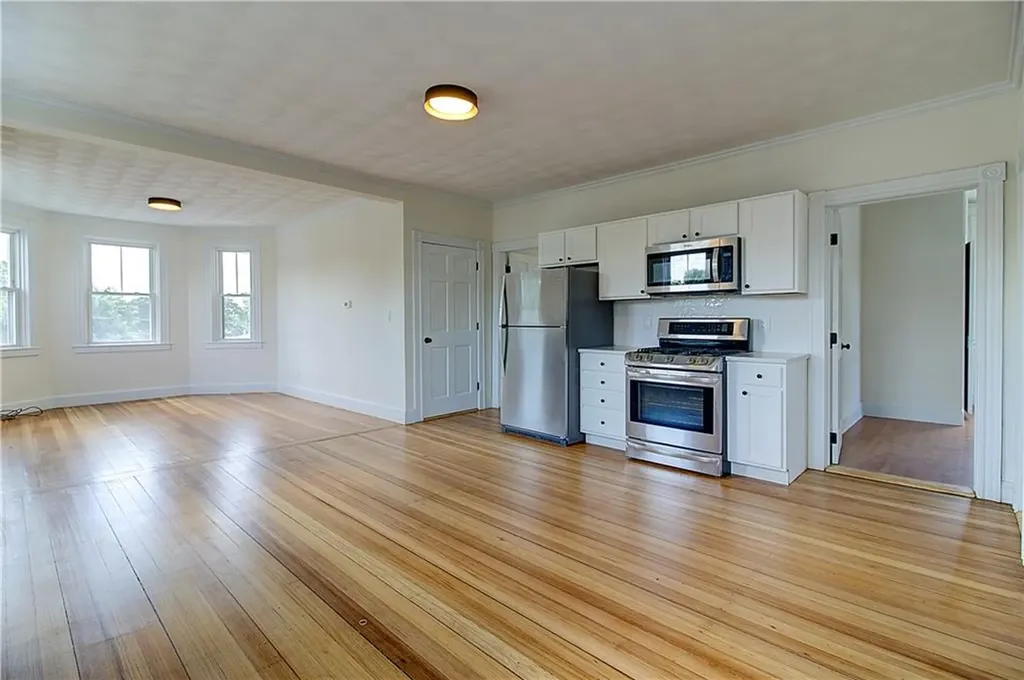 93 Naples Avenue Providence RI 02908