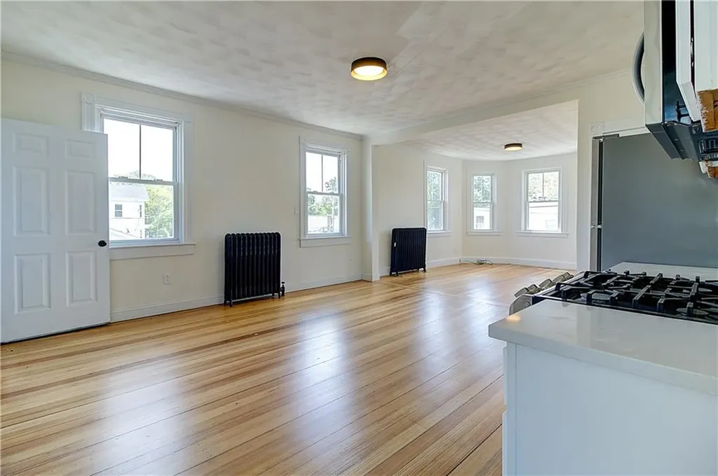 93 Naples Avenue Providence RI 02908