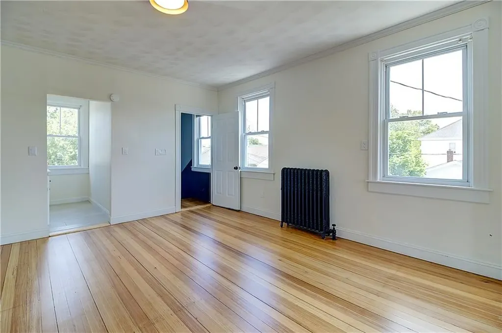 93 Naples Avenue Providence RI 02908