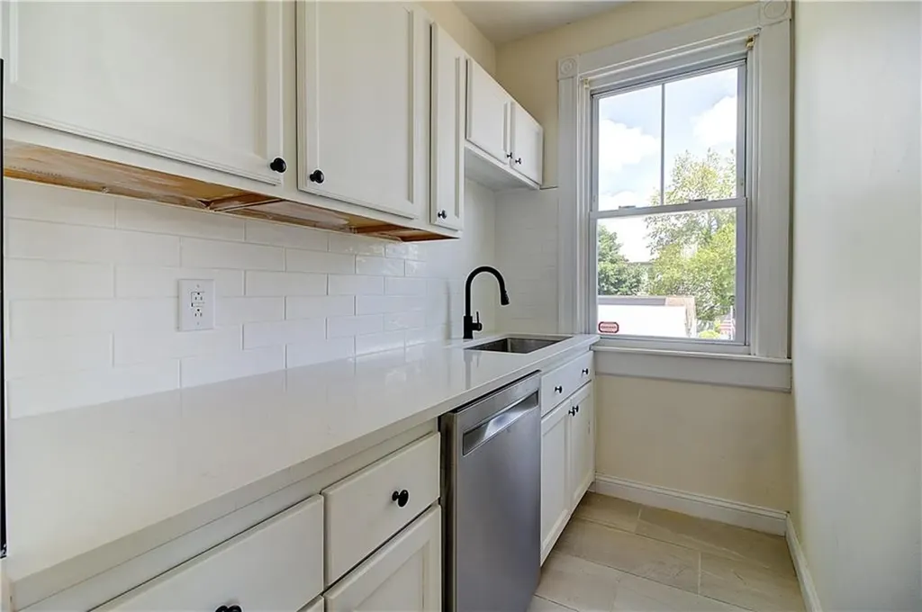 93 Naples Avenue Providence RI 02908