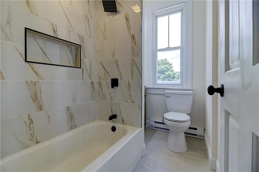 93 Naples Avenue Providence RI 02908