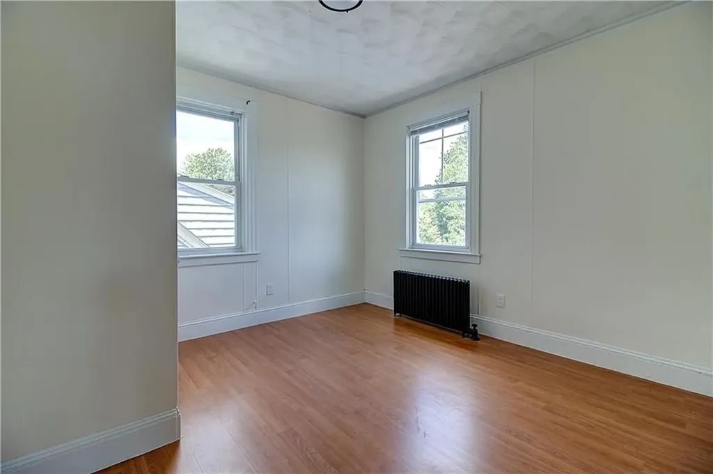 93 Naples Avenue Providence RI 02908