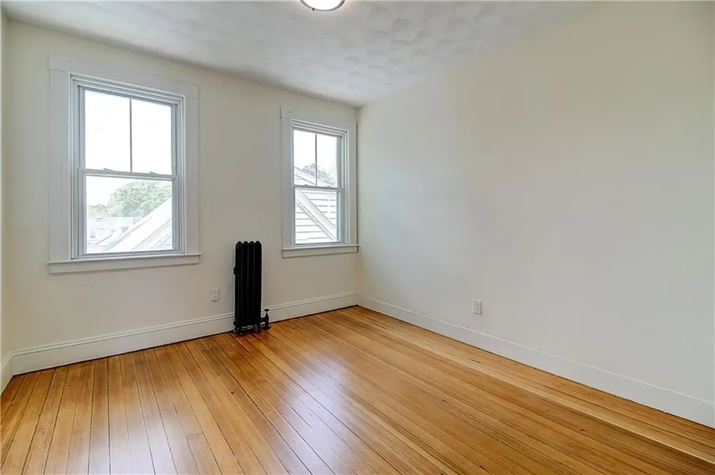 93 Naples Avenue Providence RI 02908