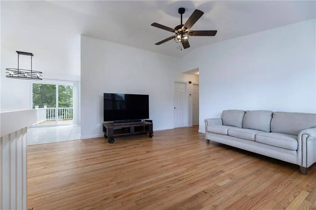 73 Gibbons Avenue Warwick RI 02889