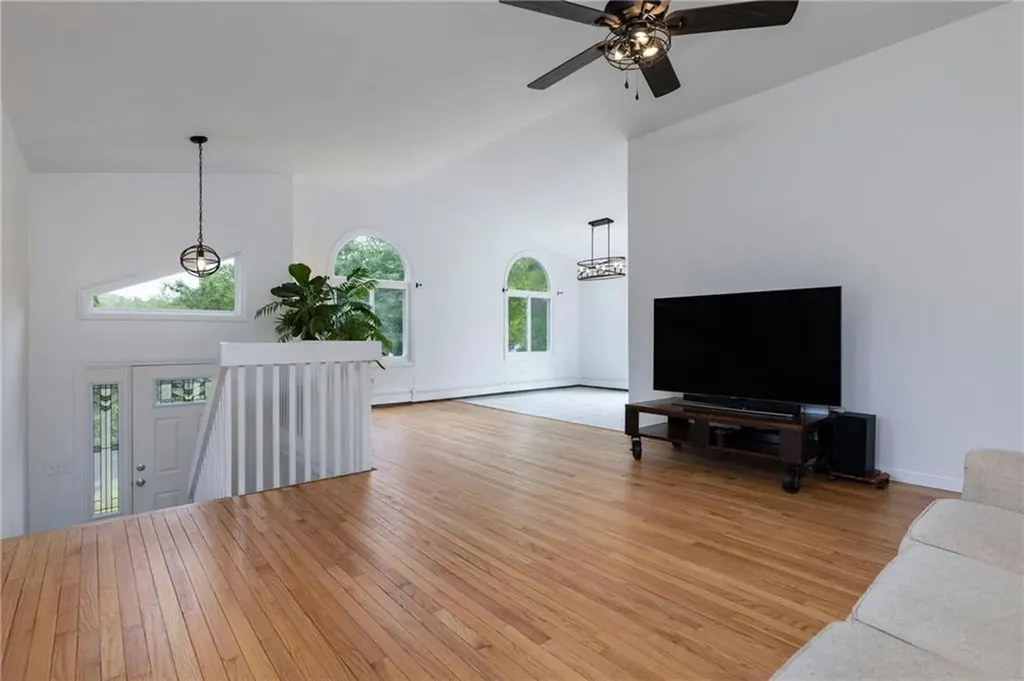 73 Gibbons Avenue Warwick RI 02889