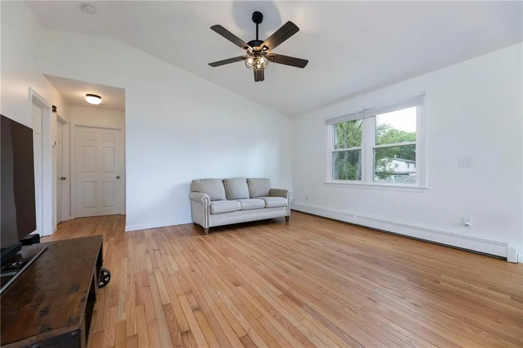 73 Gibbons Avenue Warwick RI 02889