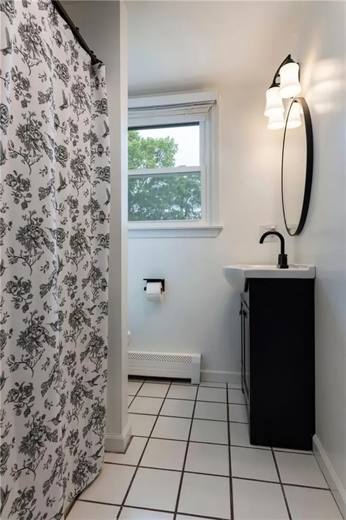 73 Gibbons Avenue Warwick RI 02889