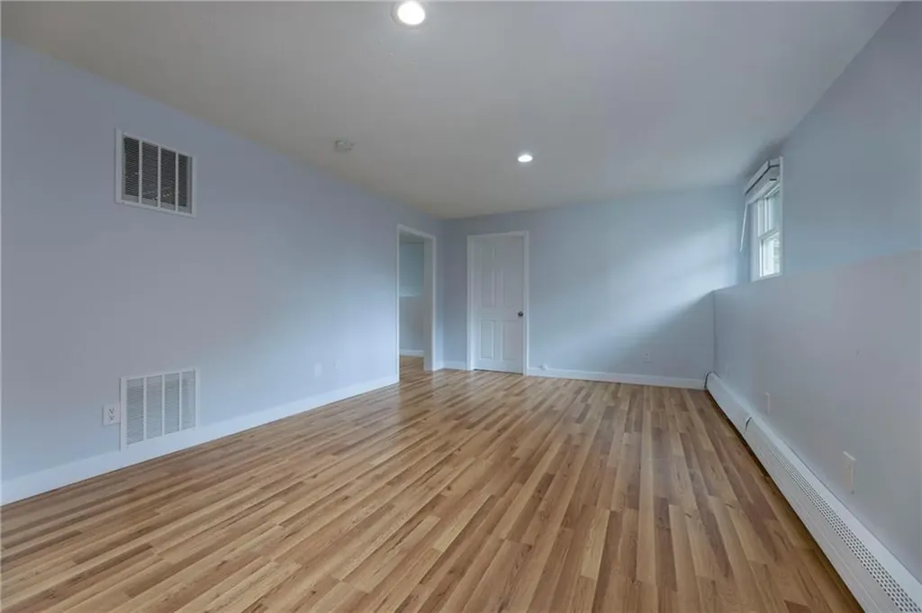 73 Gibbons Avenue Warwick RI 02889