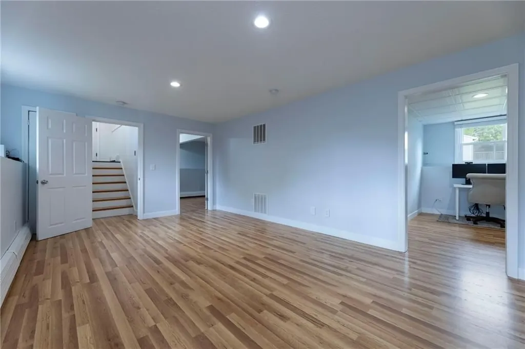73 Gibbons Avenue Warwick RI 02889
