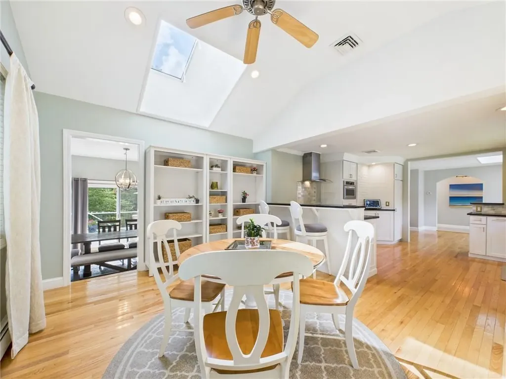 35 Westchester Way Warwick RI 02886