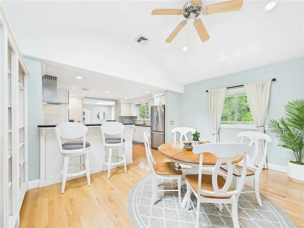 35 Westchester Way Warwick RI 02886