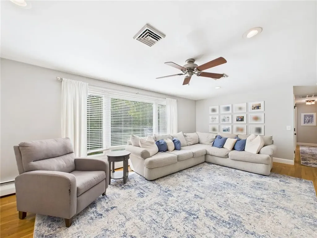 35 Westchester Way Warwick RI 02886