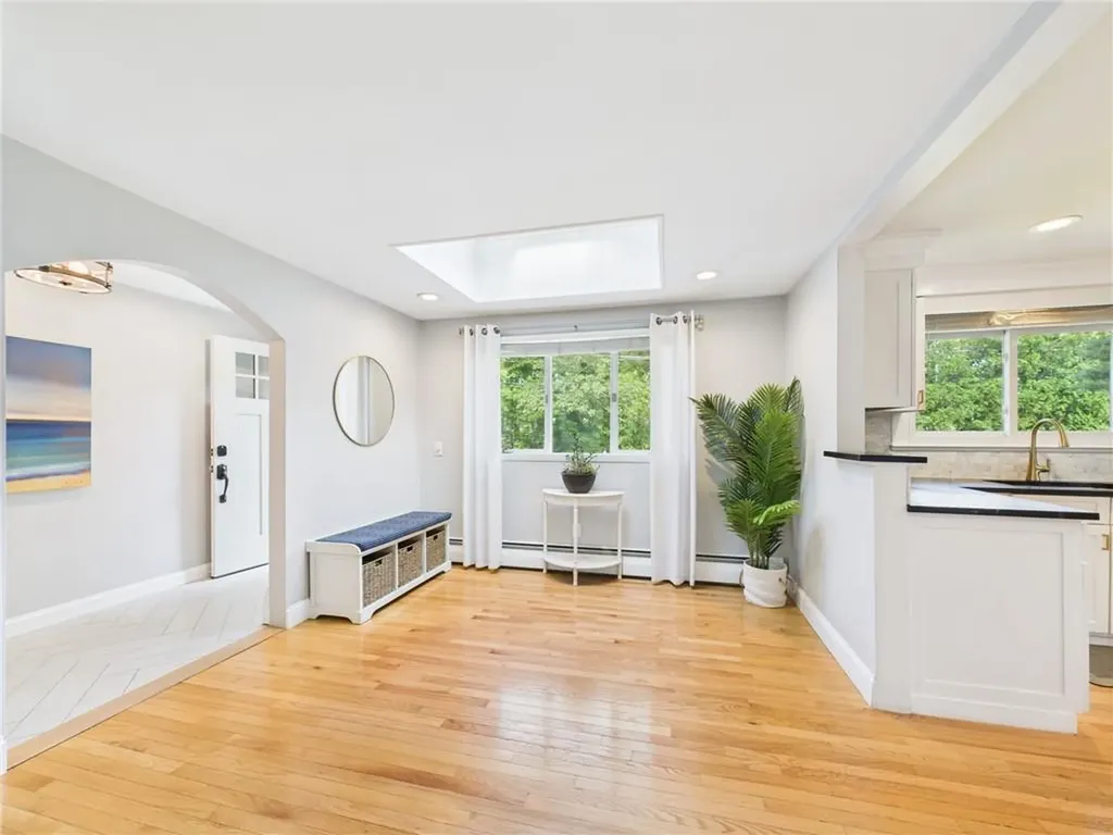 35 Westchester Way Warwick RI 02886