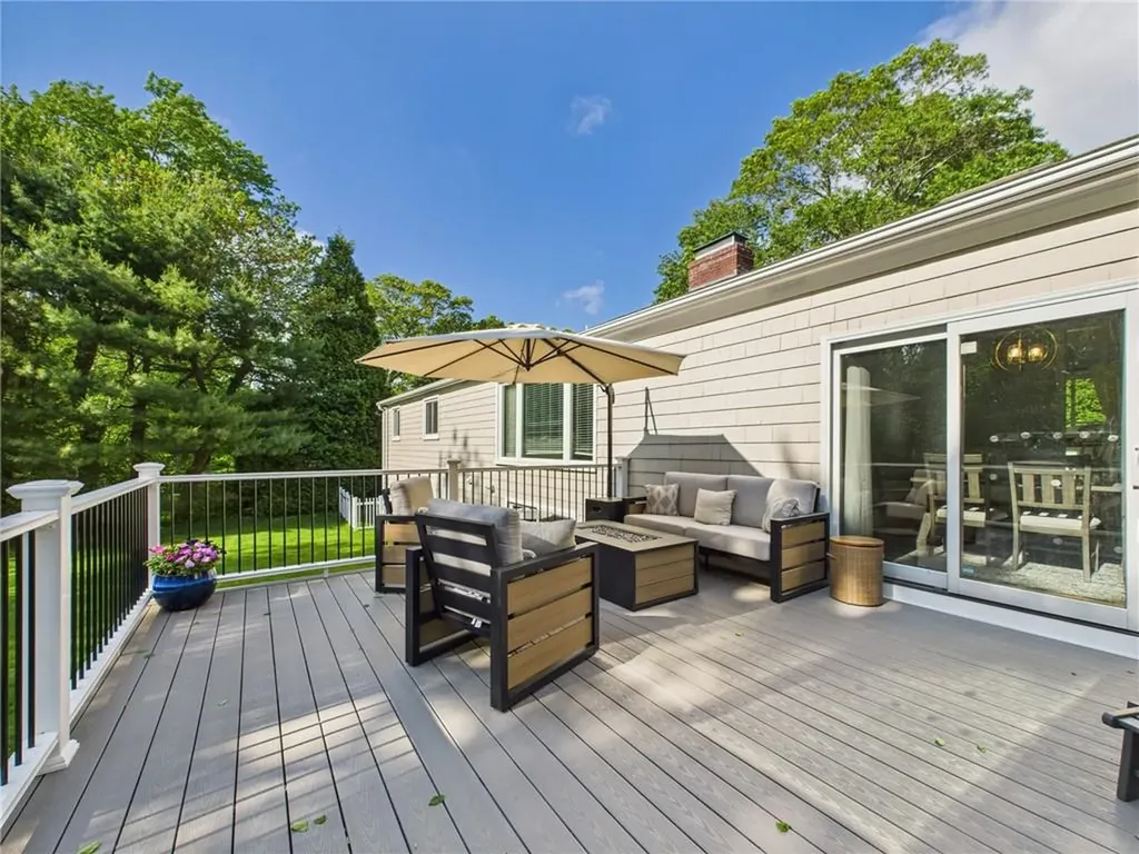 35 Westchester Way Warwick RI 02886