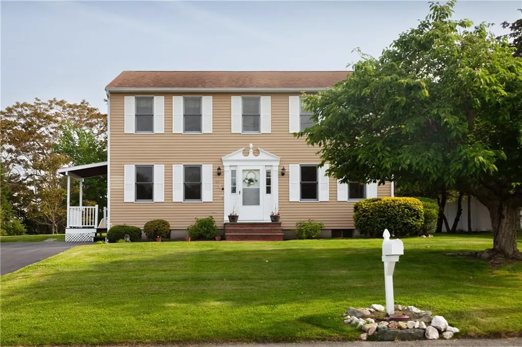 63 Botelho Drive Portsmouth RI 02871