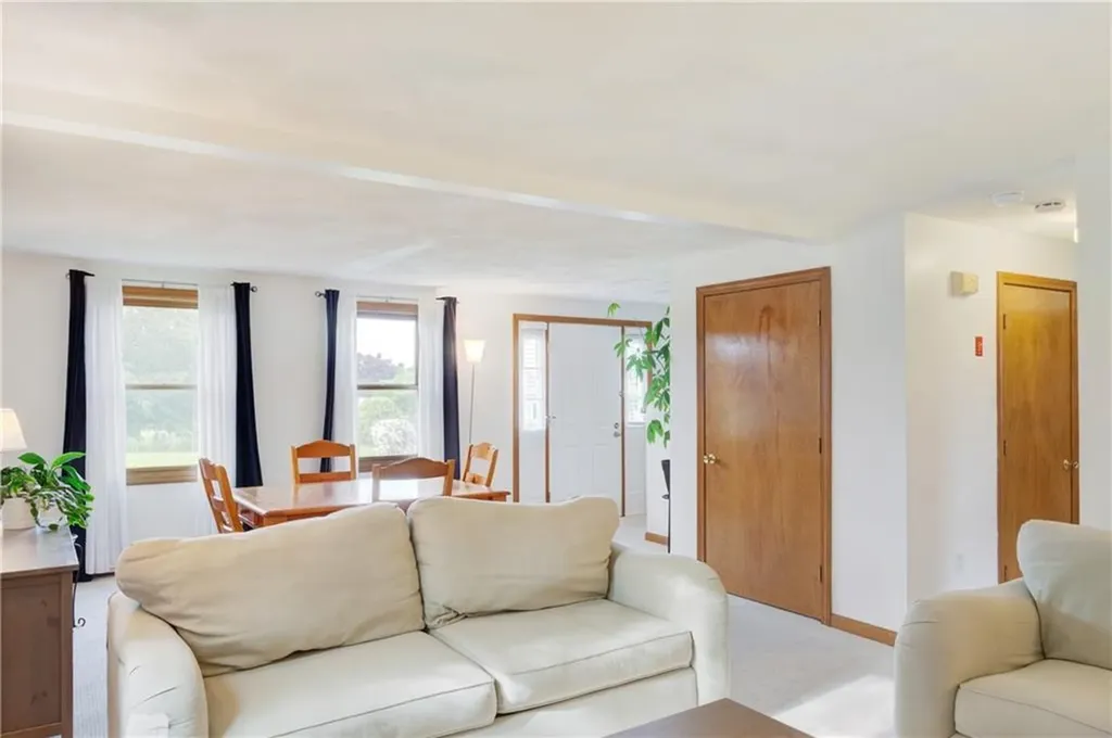 63 Botelho Drive Portsmouth RI 02871
