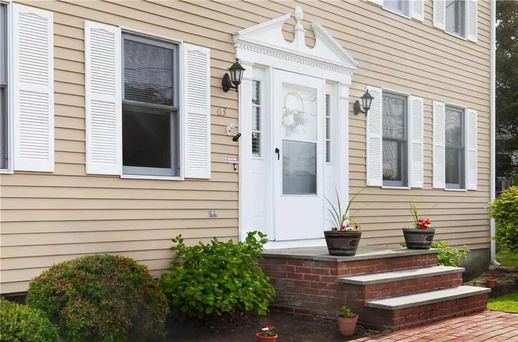 63 Botelho Drive Portsmouth RI 02871