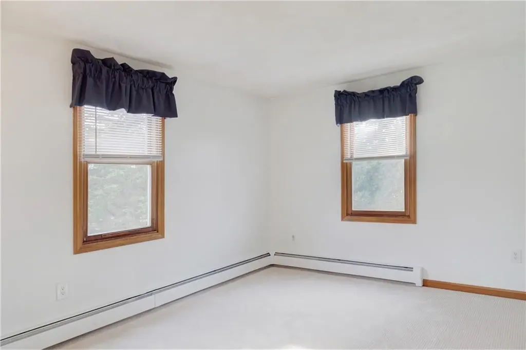 63 Botelho Drive Portsmouth RI 02871