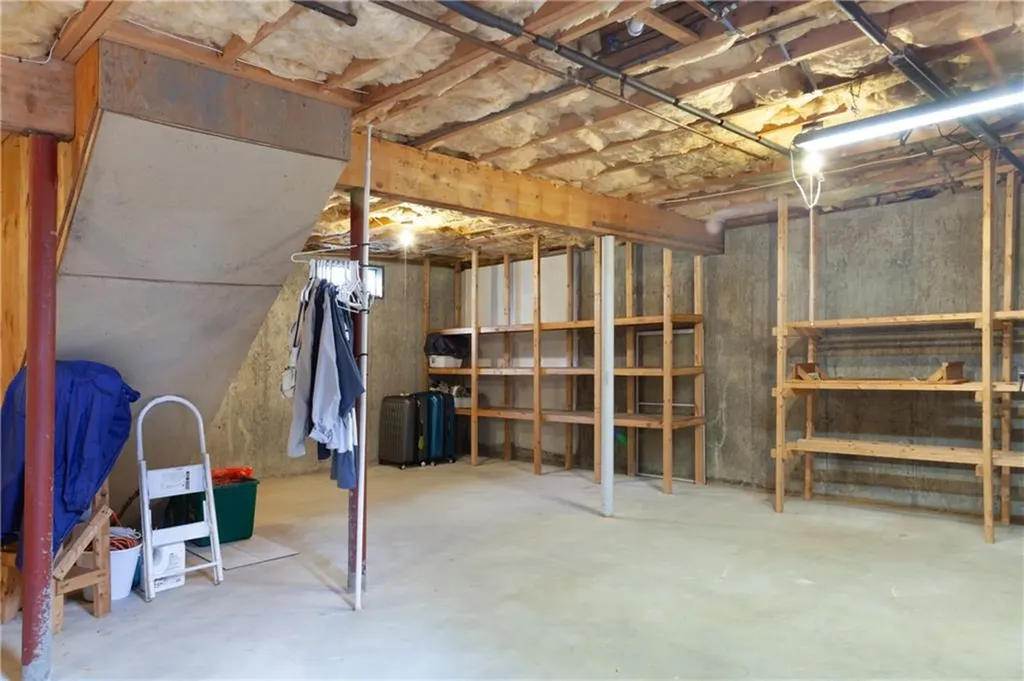 63 Botelho Drive Portsmouth RI 02871