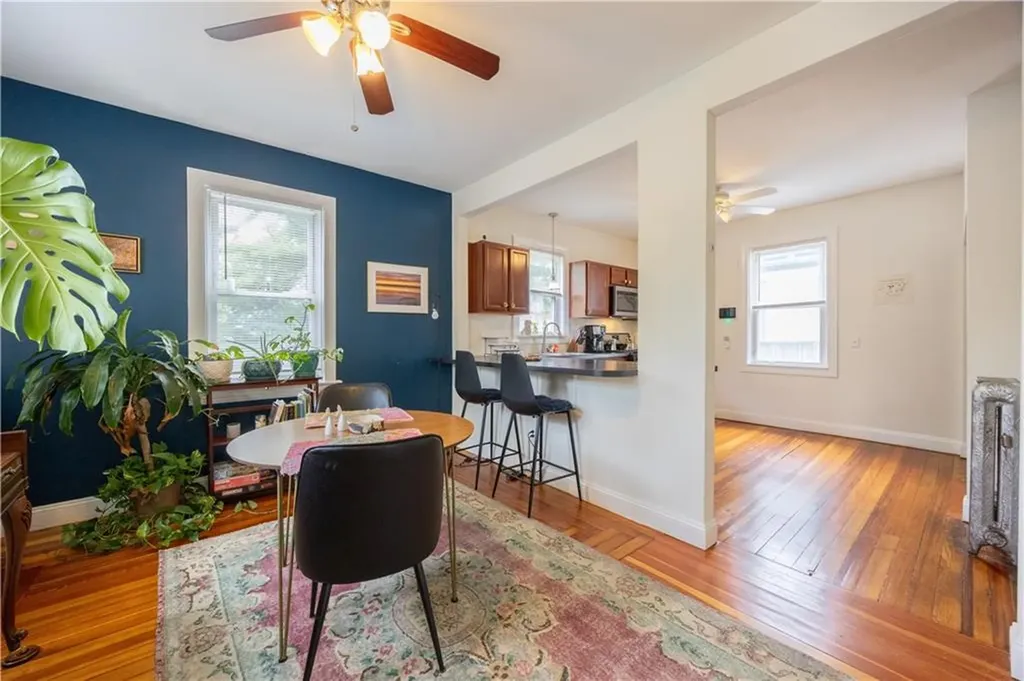 16 Malvern Avenue Cranston RI 02905