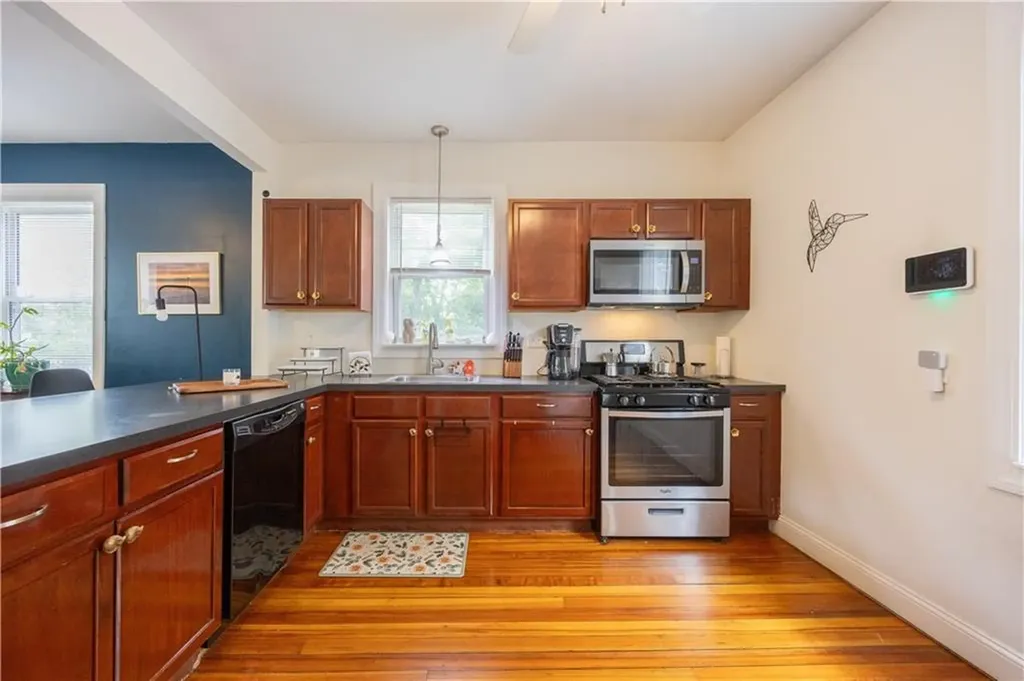16 Malvern Avenue Cranston RI 02905