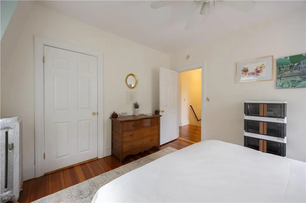 16 Malvern Avenue Cranston RI 02905