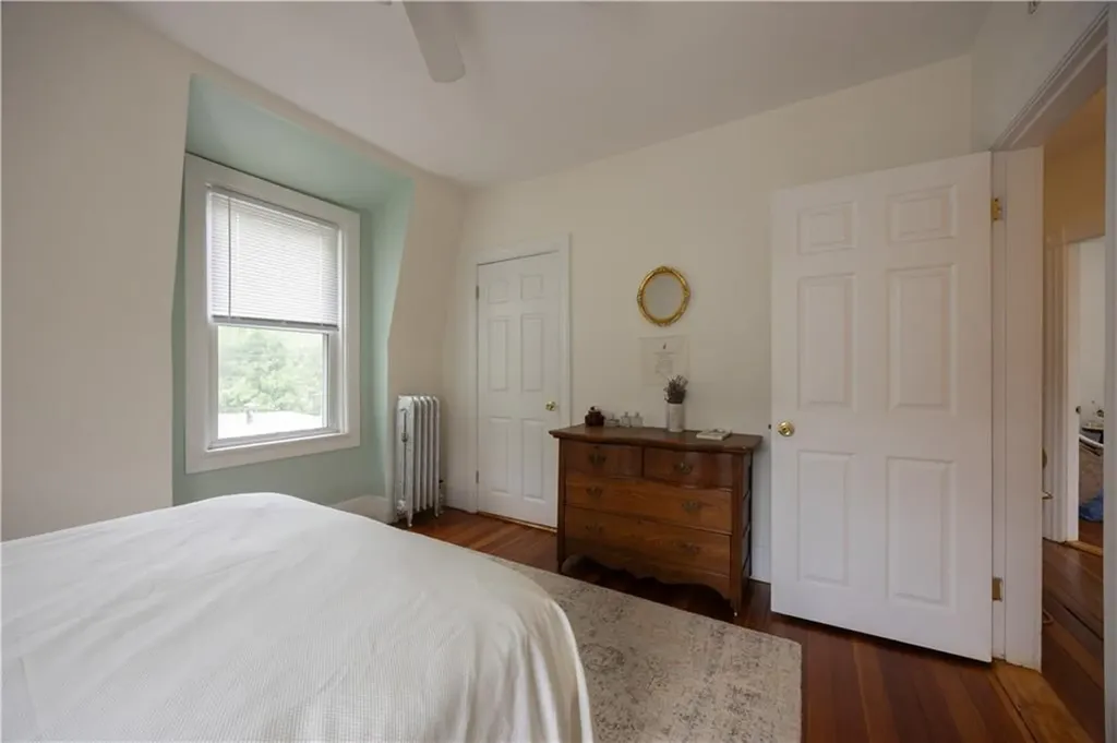 16 Malvern Avenue Cranston RI 02905