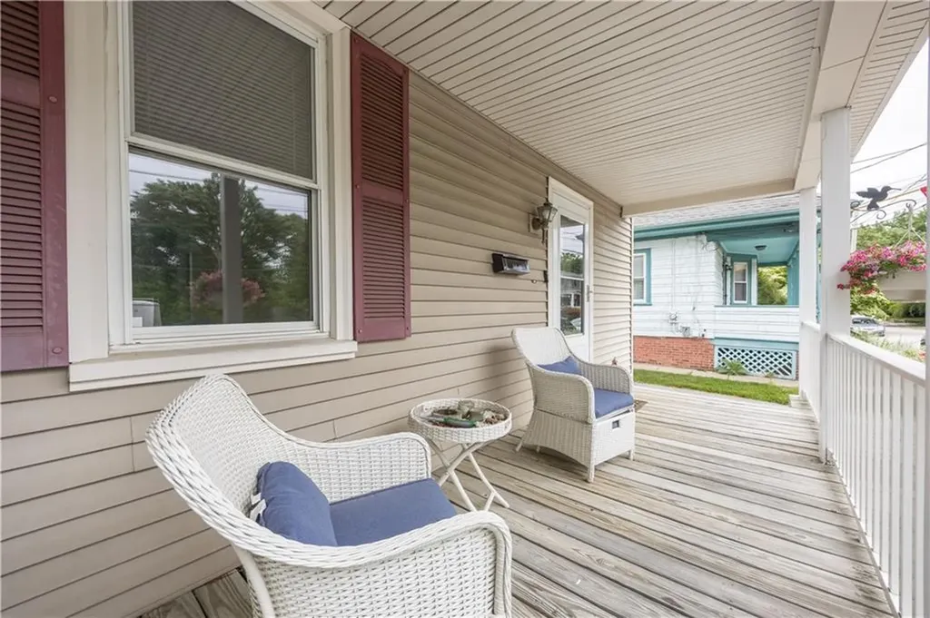 16 Malvern Avenue Cranston RI 02905