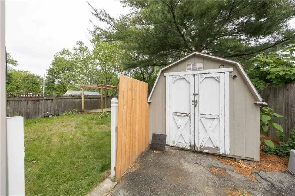 16 Malvern Avenue Cranston RI 02905