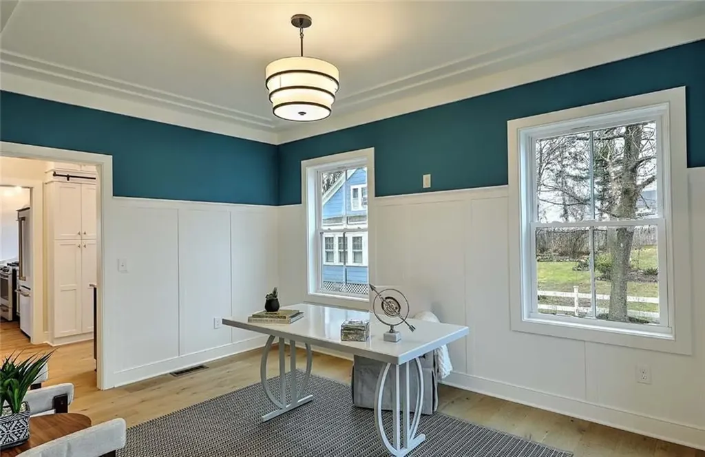 28 Castle Street East Greenwich RI 02818