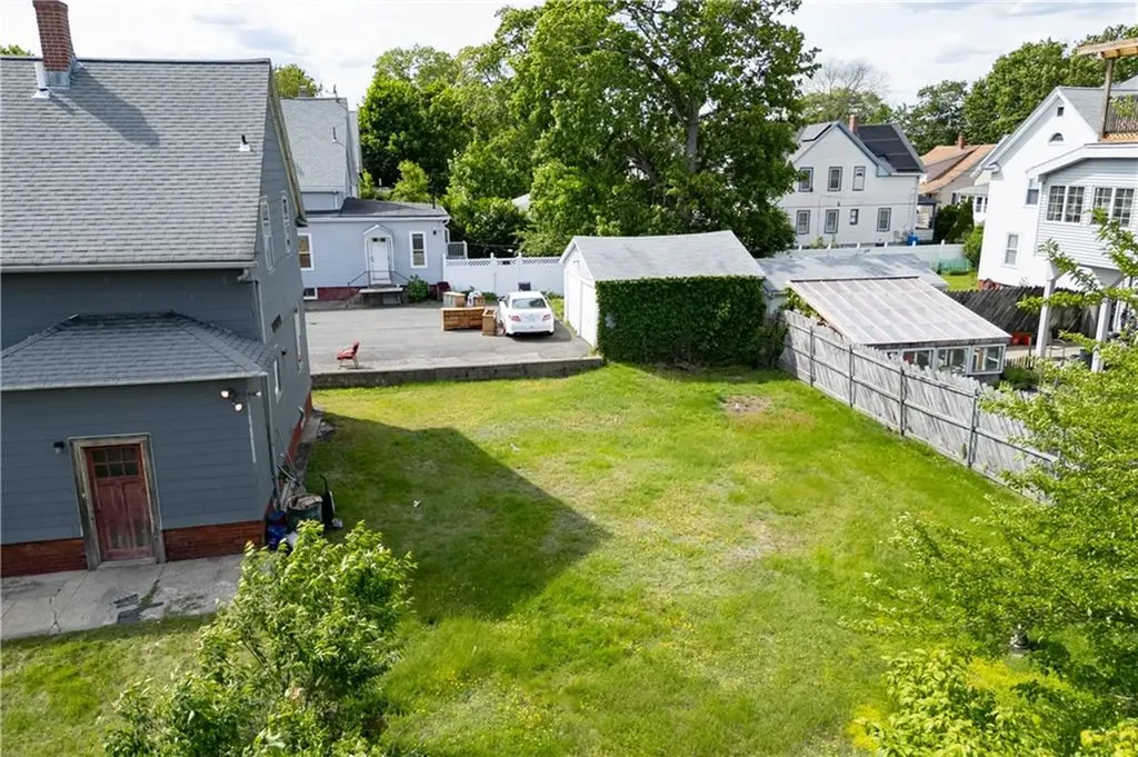 301 Glenwood Avenue Pawtucket RI 02860