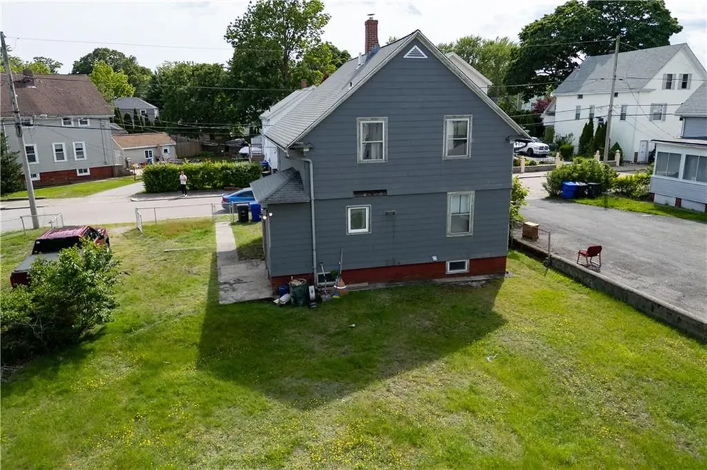 301 Glenwood Avenue Pawtucket RI 02860